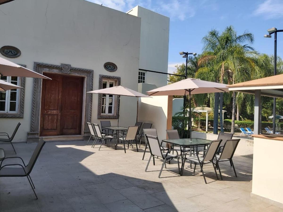 The Lorian Club Hotel Cocoyoc Exterior photo