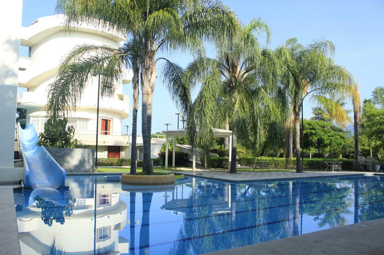 The Lorian Club Hotel Cocoyoc Exterior photo