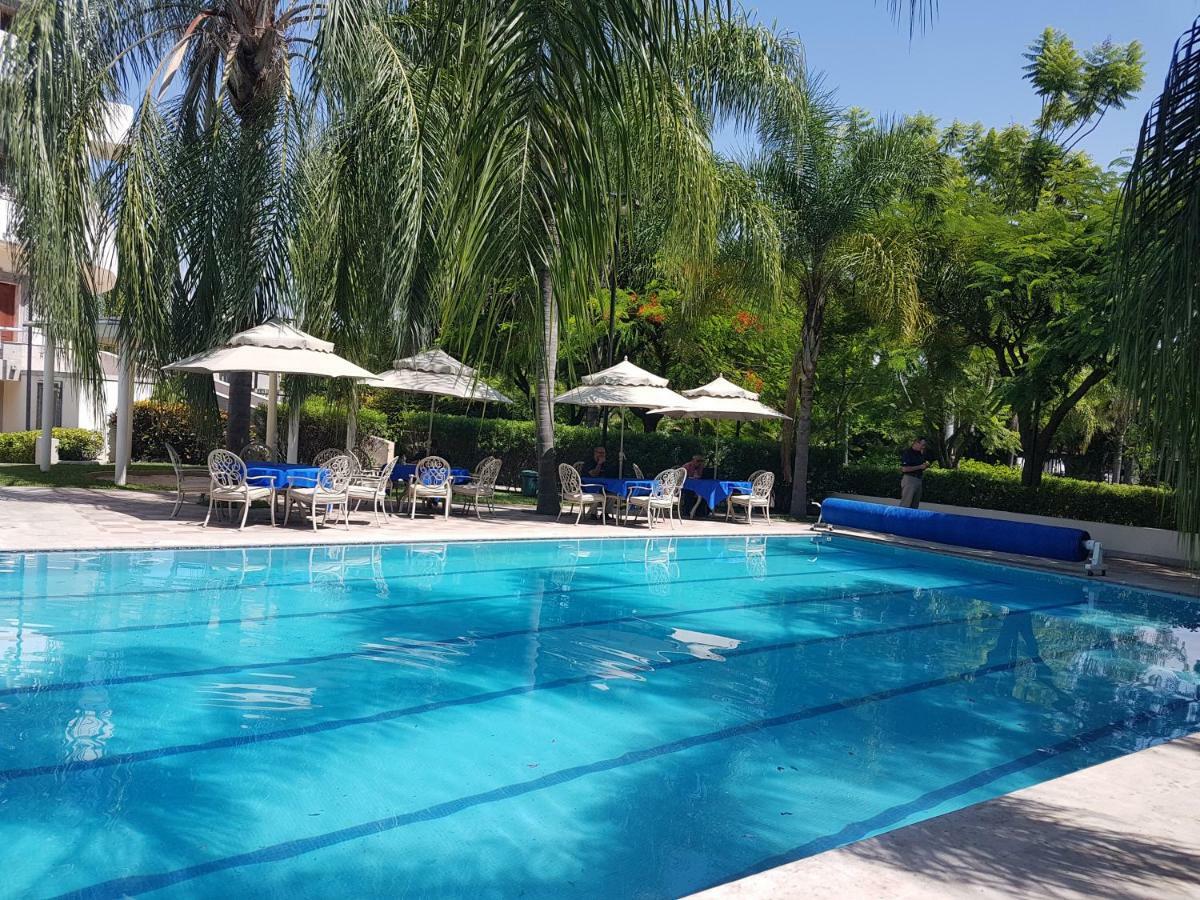 The Lorian Club Hotel Cocoyoc Exterior photo